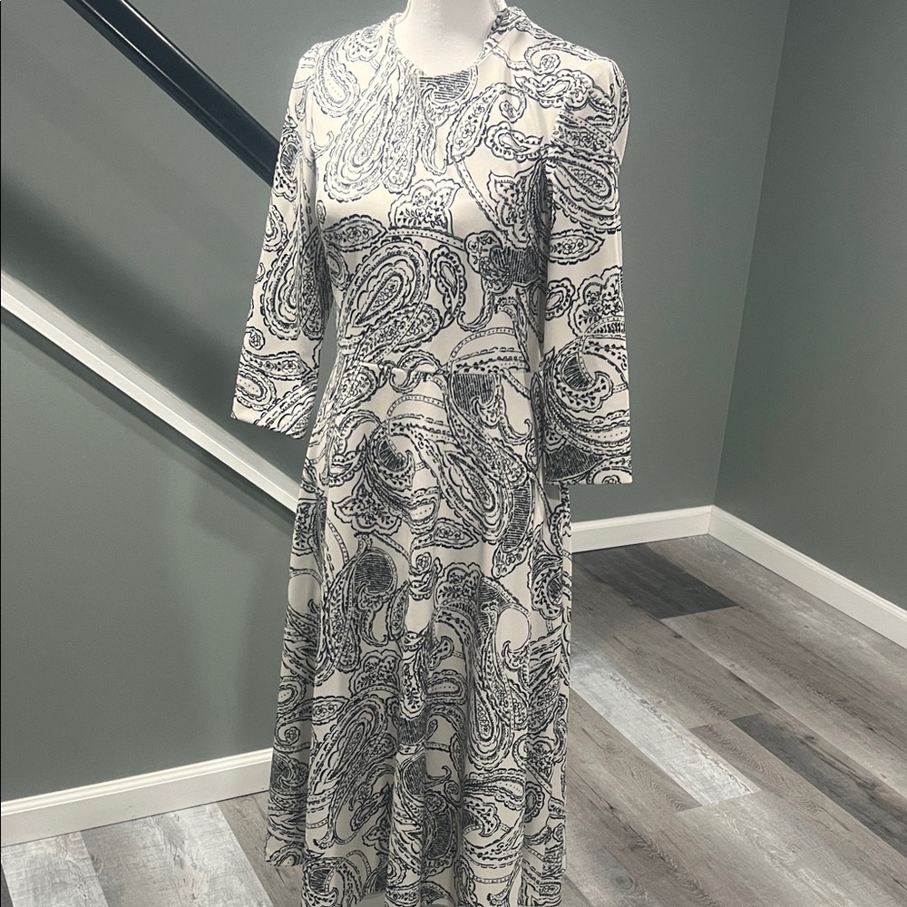 Calvin Klein Black & White Paisley Midi Dress Size S